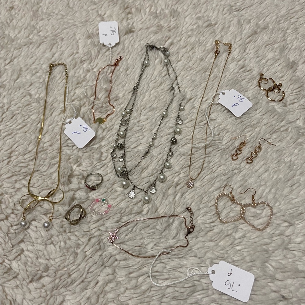 12 Piece Mixed Jewelry Bundle - Necklaces / Rings / Anklets / Earrings